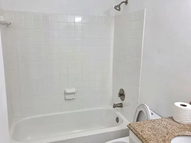 18437 Spanish Isles Pl #0 — Photo 15