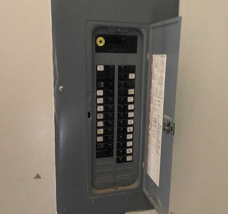 2nd image of 3108 Lowe Ln