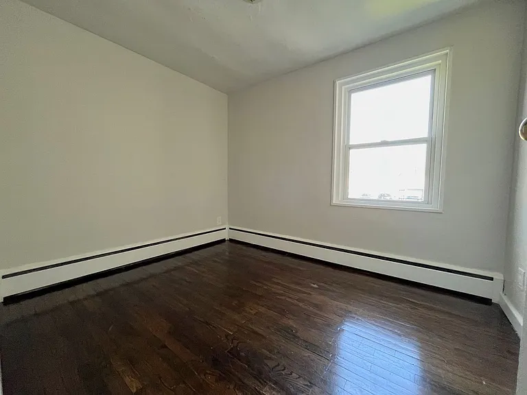 56 Linda Dr — Photo 13