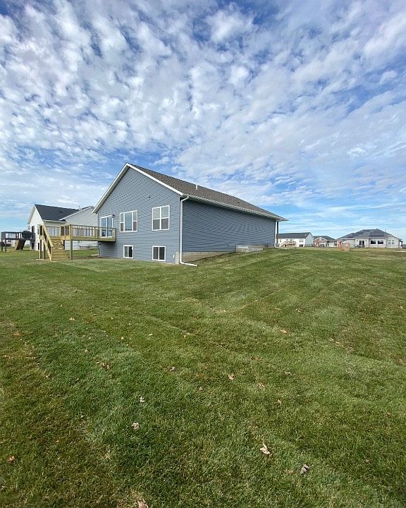 355 Linden St, IA 52202 MLS 2300622 Zillow