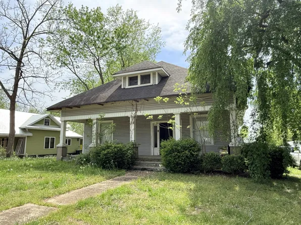 519 N Washington St, Tullahoma, TN 37388