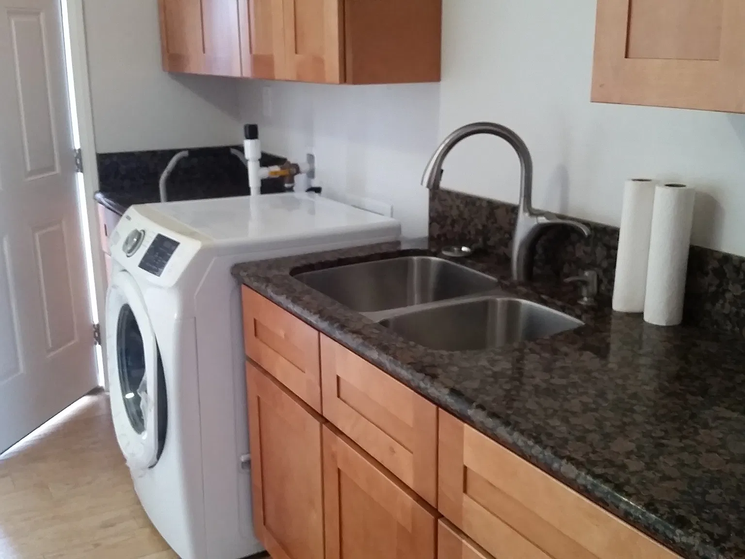 2 bed, 800 sqft, $2,450 — Photo 3