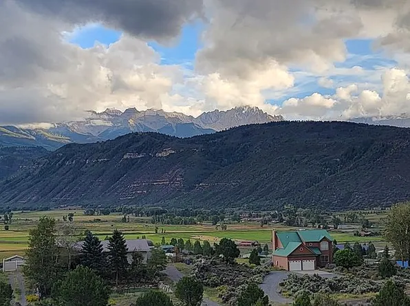 525 Park Ln, Ridgway, CO 81432
