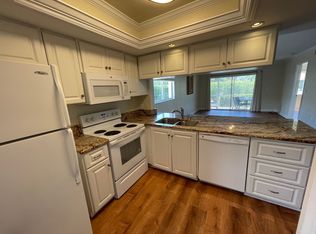 226 Pebble Beach Blvd APT 501, Naples, FL 34113