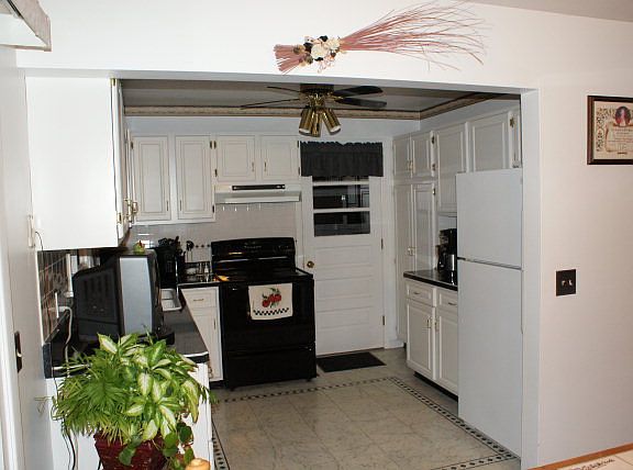 5th image of 431 Hartz Ave