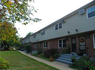 303 Blackstone Vlg, Meriden, CT 06450