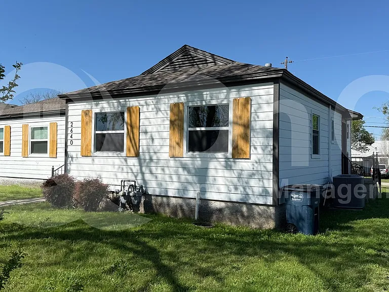 2640 Berryhill Dr — Photo 3