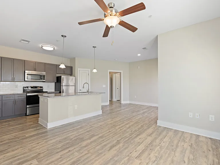 Gateway Apartments — Photo 30