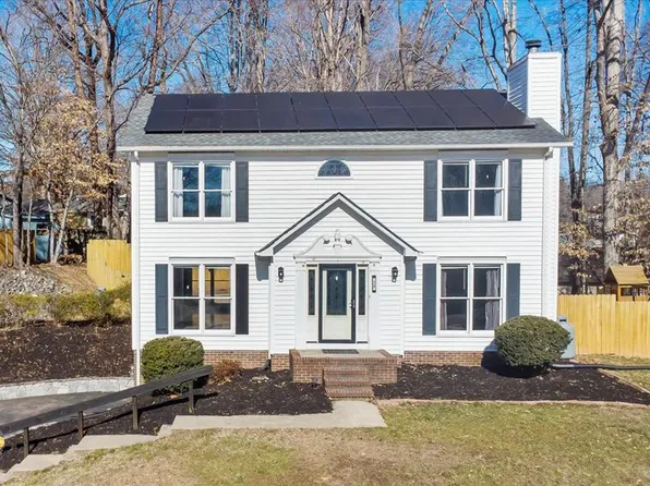 110 Banister Ct, Danville, VA 24540