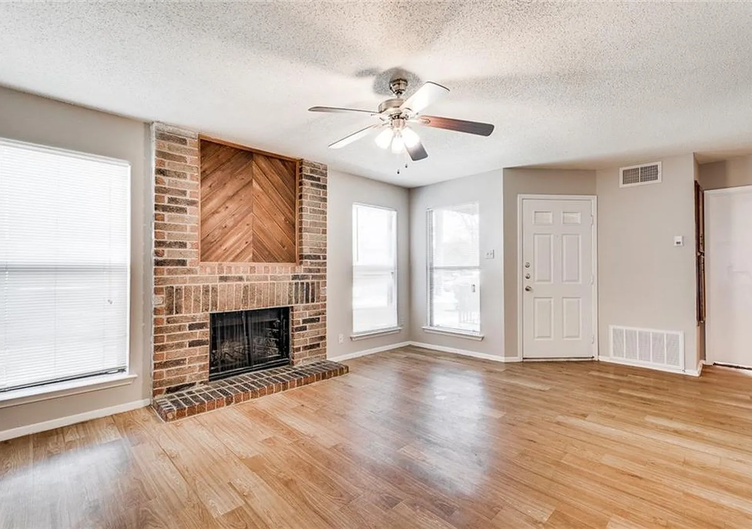 10616 Mellow Meadow Unit 22D Best Location in Parkwest! — Photo 1