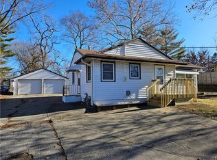 3871 E 38th St, Des Moines, IA 50317