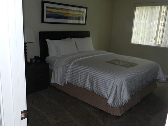 5th image of 450 Oak Grove Ave APT 106