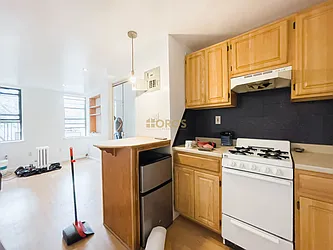 Rented by City Connections Realty