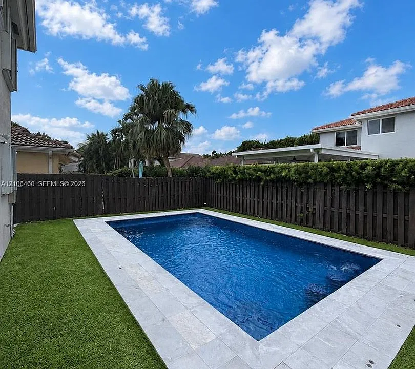 4464 NW 109th Psge