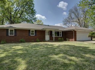 1428 W Cherokee St, Springfield, MO 65807