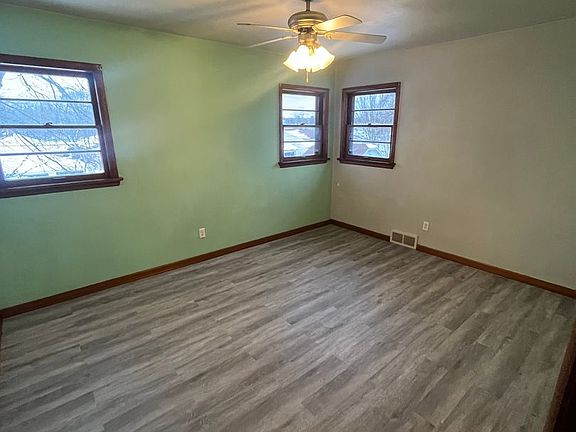 5th image of 2216 8th Ave #3