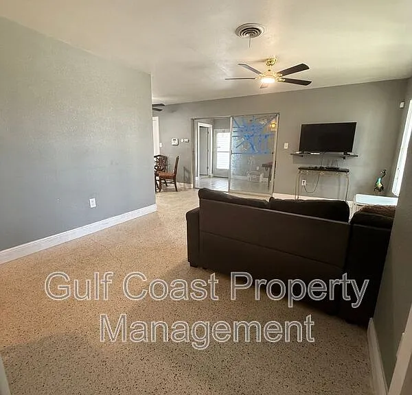 27257 San Marino Dr — Photo 4