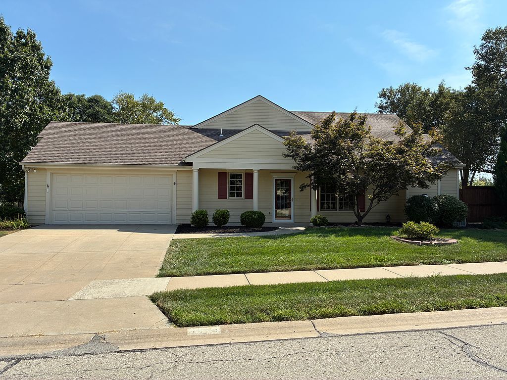 5933 Longleaf Cir - Property Image