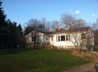 13815 Claridon Troy Rd, Burton, OH 44021