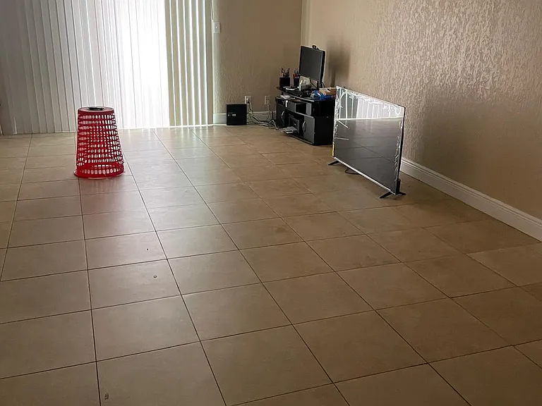 8249 Fairway Rd — Photo 12