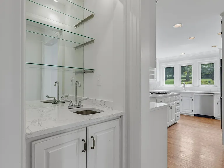 Wet Bar
