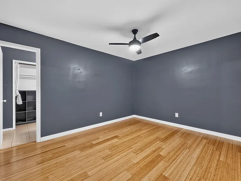 801 Kavanagh Dr — Photo 17