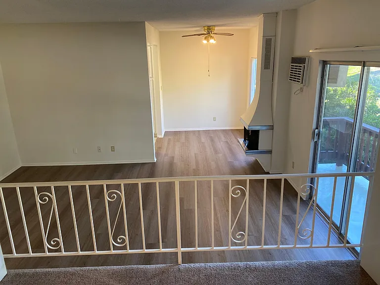 11425 Rochester Ave #15 — Photo 10