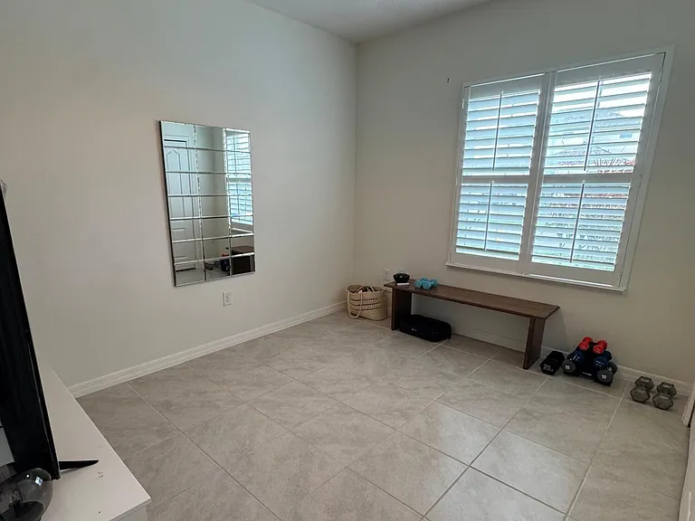 2412 Carrick St NW — Photo 24
