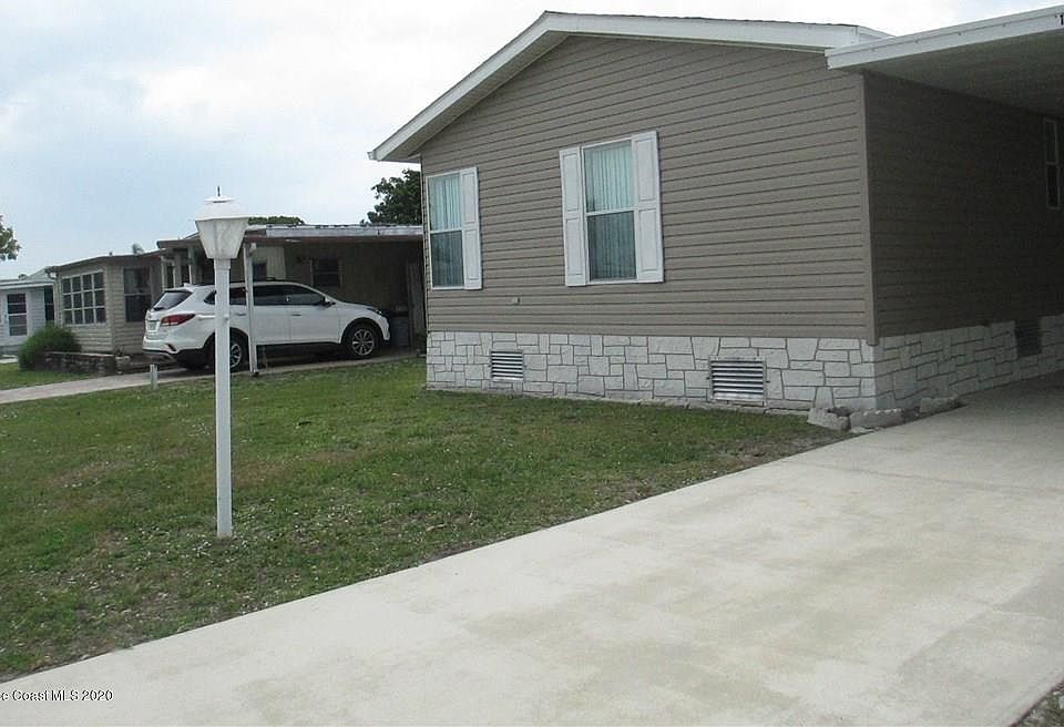 1st image of 1027 Barefoot Cir