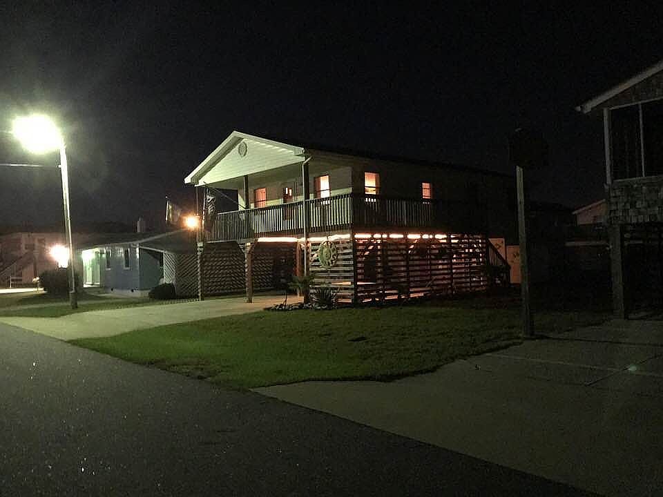 2nd image of 110 Greensboro St