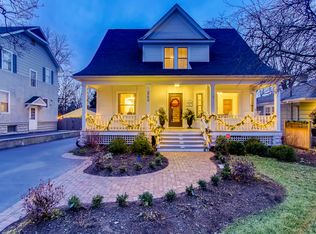 240 N Main St, Glen Ellyn, IL