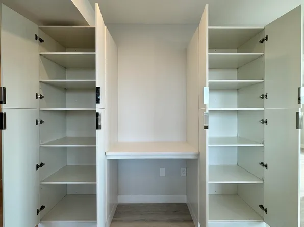 40 Center Street image 8 of 28