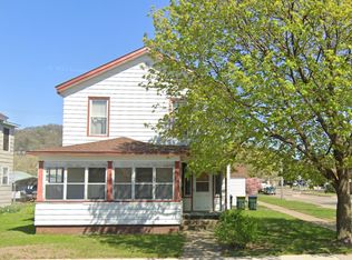 400 N Michigan St, Prairie Du Chien, WI 53821