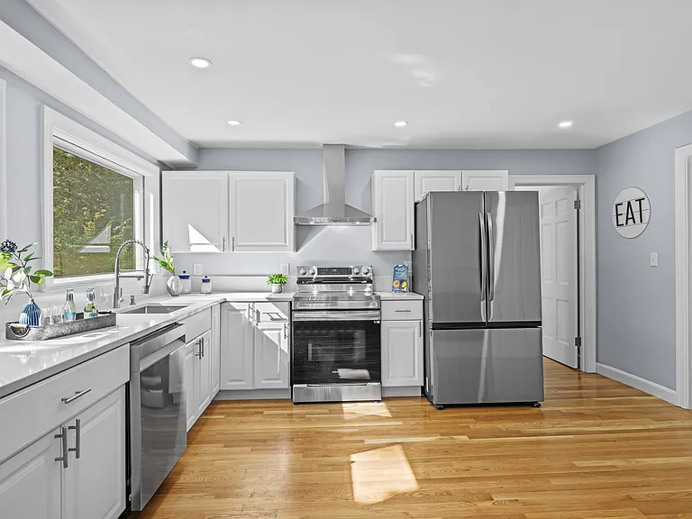 108 Radcliffe Rd — Photo 10