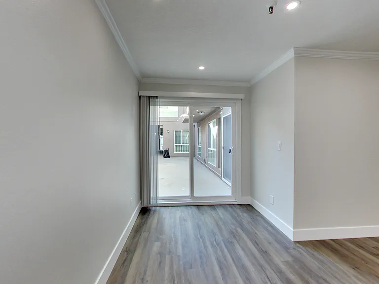 378 Van Buren - Renovated 2bed and 1bed units - Beautiful Building! — Photo 120