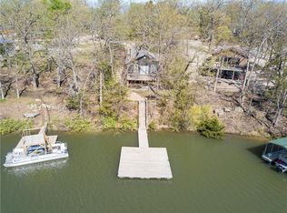 5 E Lakeside Cir, La Cygne, KS 66040