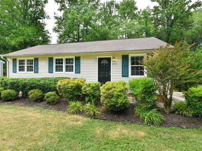 600 Crestwood Dr, Greensboro, NC, 27408