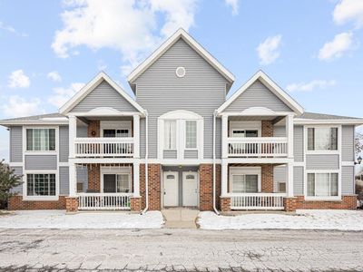 3640 E Barbara COURT #202, Oak Creek, WI, 53154