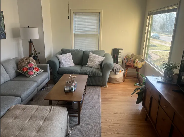4 bed, 3.5 bath, 1744 sqft, $2,400 — Photo 4