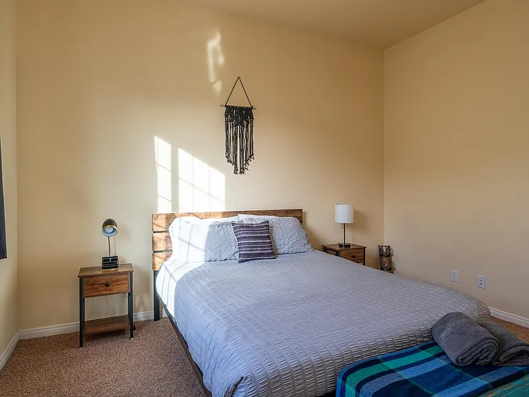 4980 Surrey Ct — Photo 33