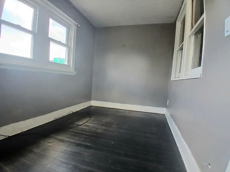 928 Burnet Ave #4 — Photo 7