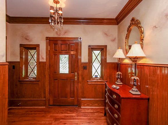 4th image of 4400 Deerwood Ln