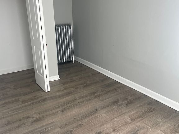 4th image of 7238 S University Ave #3R
