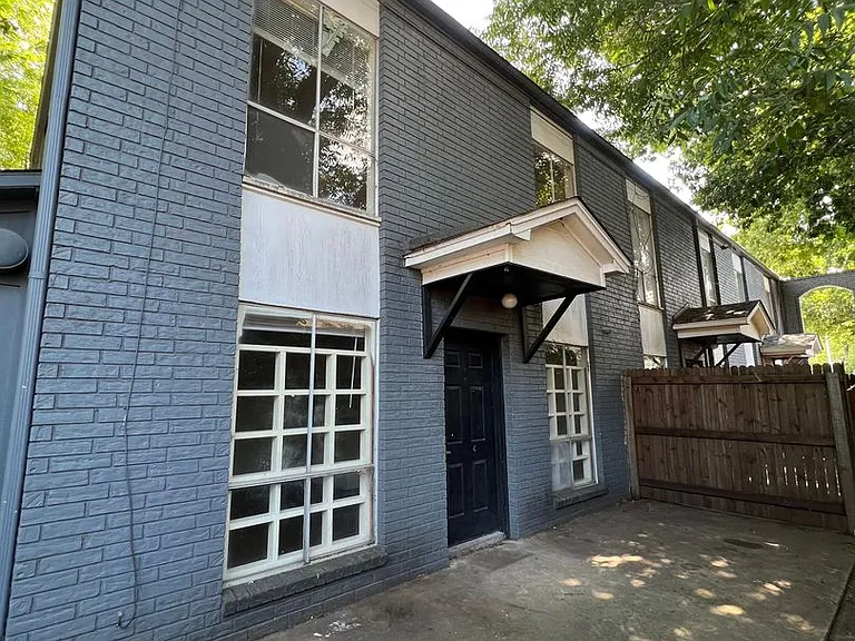 912 N Bell Ave — Photo 29
