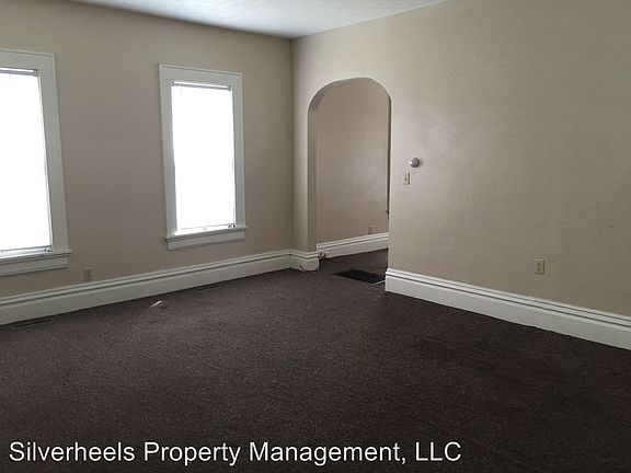 3rd image of 1006 3rd St