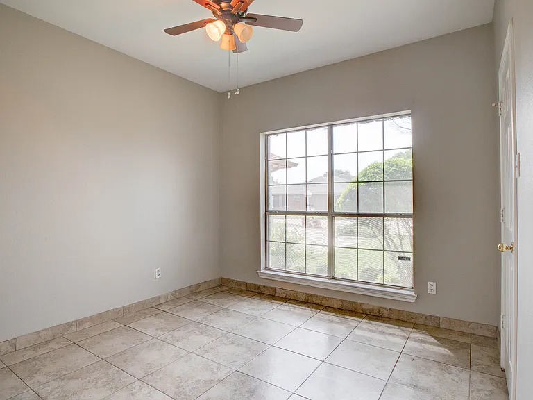 3912 Blue Pond Cir — Photo 12