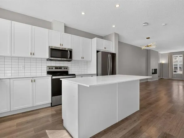 97 NE Legacy Glen Pl SE, Calgary, AB T2X 4G8