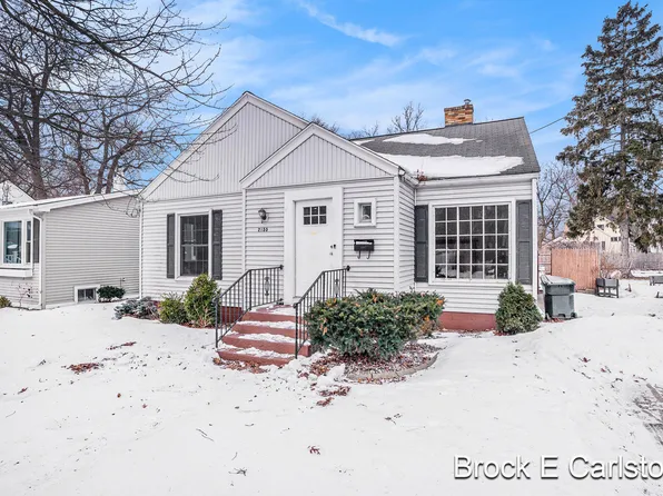 2155 Bourdon St, Muskegon, MI 49441