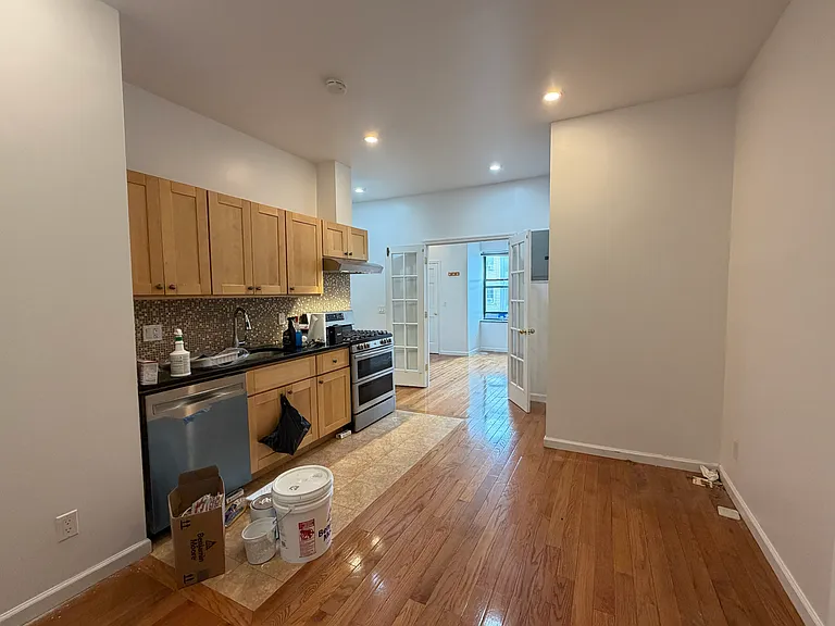 87 Graham Ave #1 — Photo 9