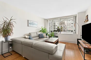 Rented by Sotheby's International Realty